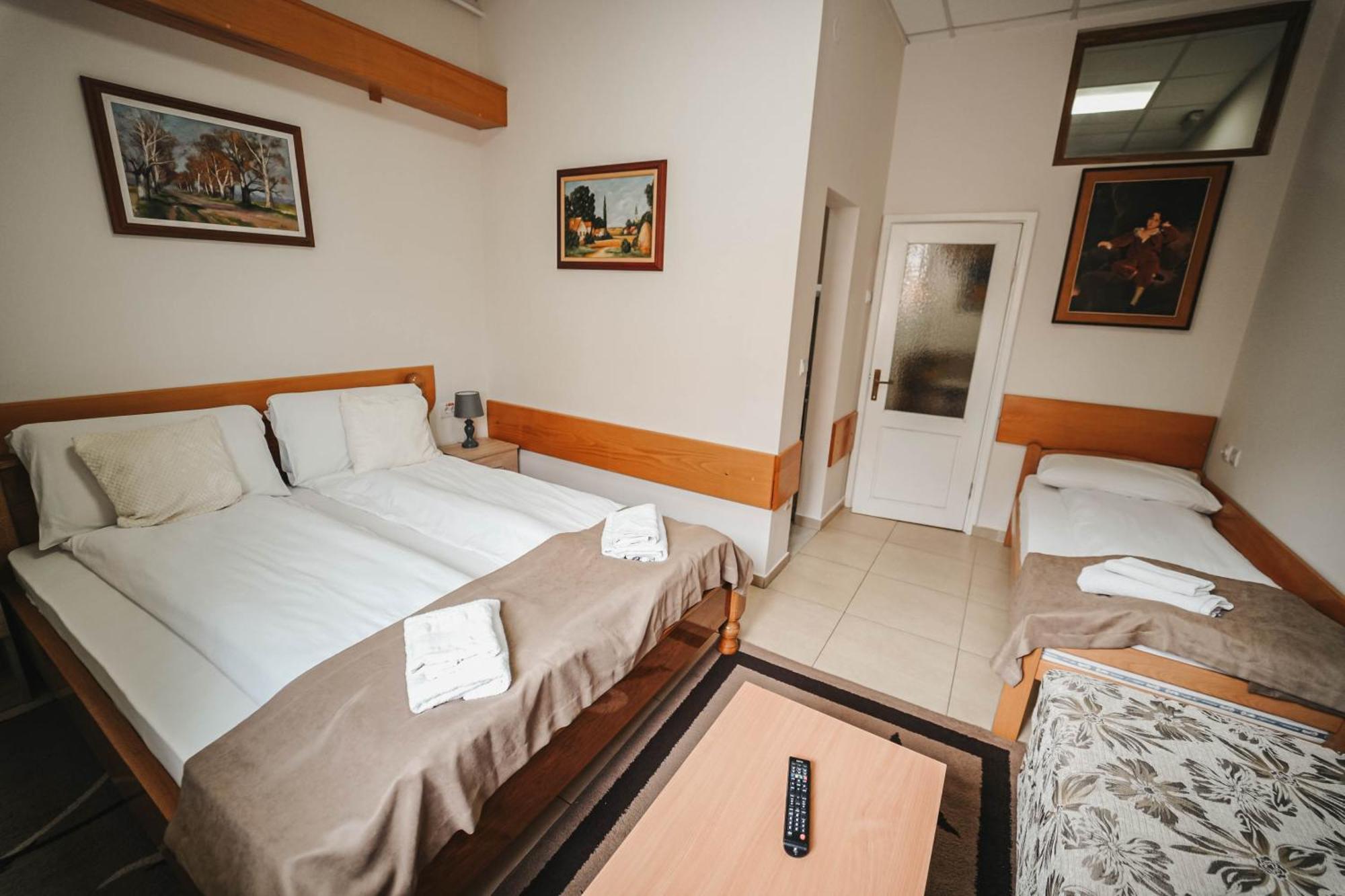 B&B Passage Сремська Митровиця Екстер'єр фото
