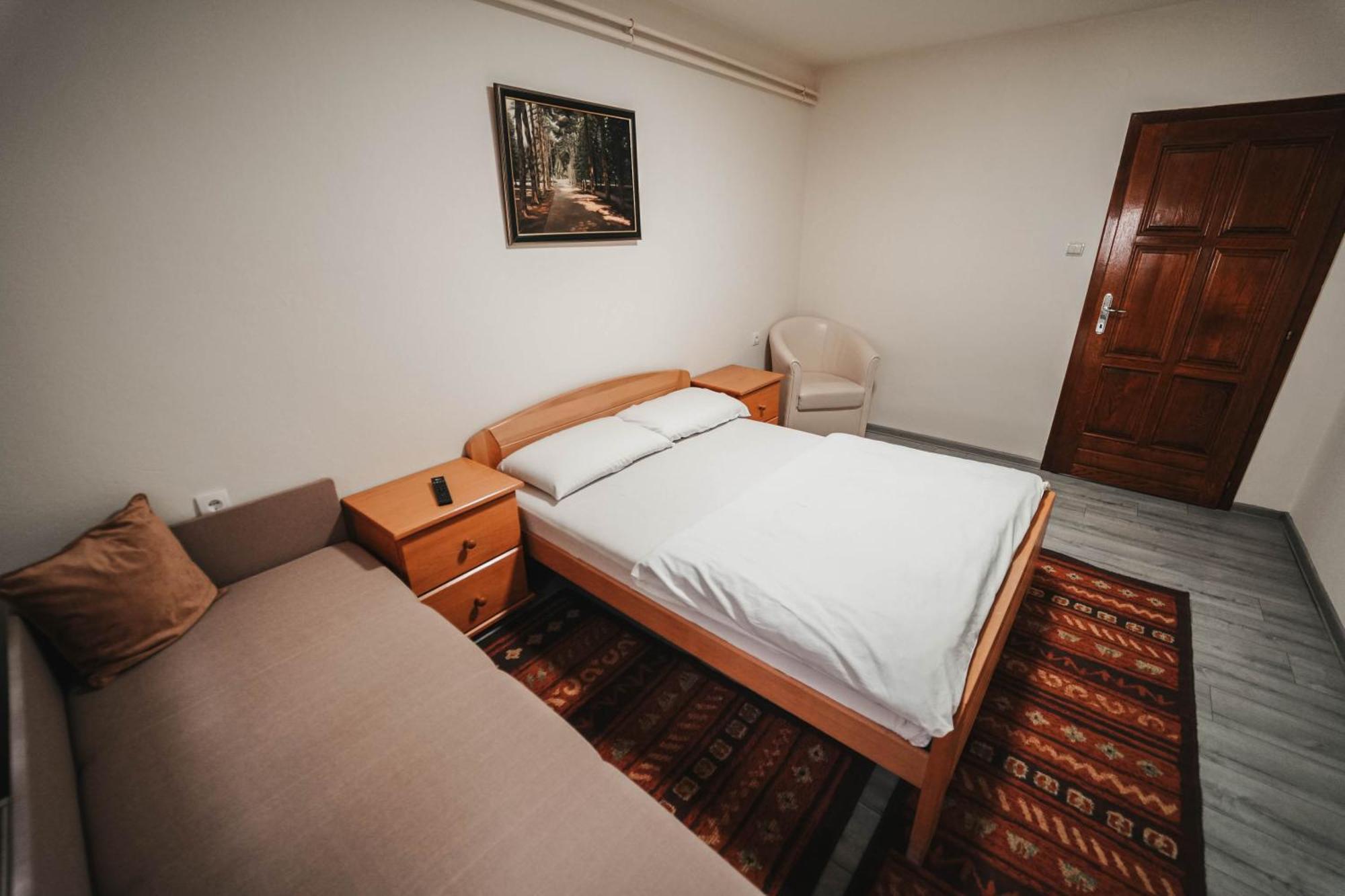 B&B Passage Сремська Митровиця Екстер'єр фото